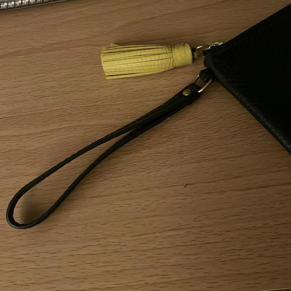 Fossil wristlet - Picture 2 of 6